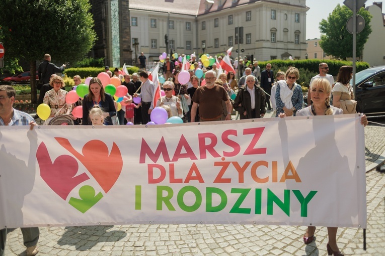 Świdnica. Marsz dla Życia i Rodziny 2023