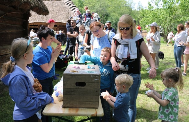 Piknik rodzinny w skansenie