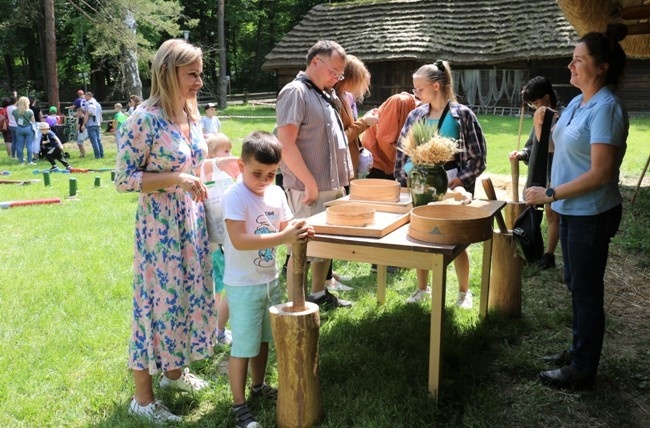 Piknik rodzinny w skansenie