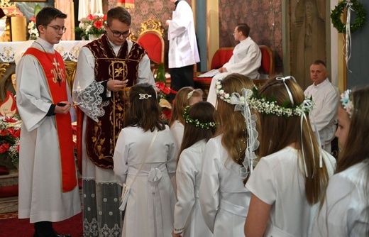 Prymicyjna Msza św. ks. Michała Juraszczyka w Zebrzydowicach