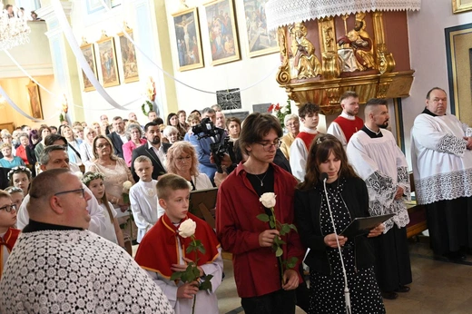 Prymicyjna Msza św. ks. Michała Juraszczyka w Zebrzydowicach
