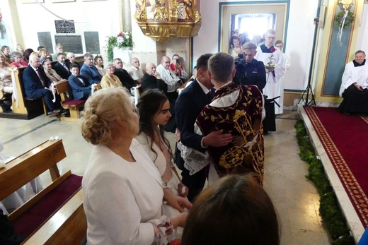 Prymicyjna Msza św. ks. Michała Juraszczyka w Zebrzydowicach