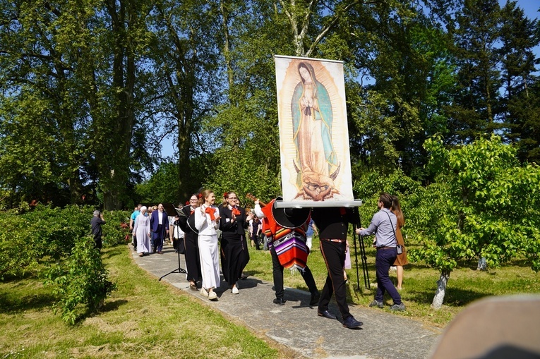 Jubileuszowa X Majówka w Ogrodach Klasztornych