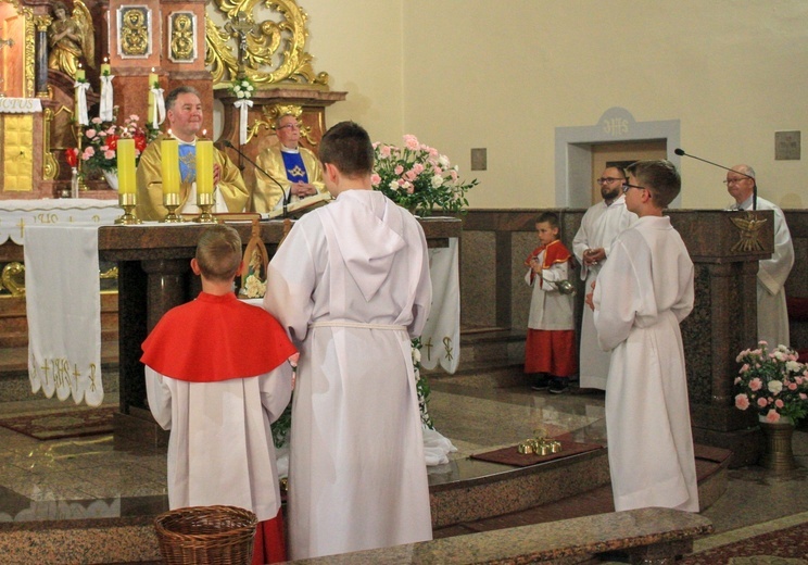 Koronacja kapliczek Pielgrzymującej Matki Bożej w Cisku