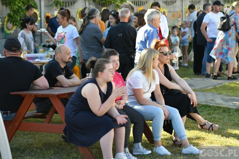 Nowa Sól. Rodzinne świętowanie w Katolickiej Szkole Podstawowej