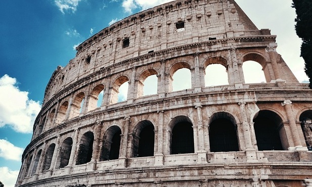 W Koloseum zainstalowano panoramiczną windę