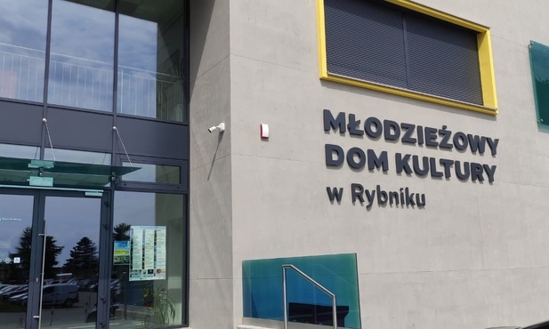 Rybnik. Nowa siedziba Młodzieżowego Domu Kultury