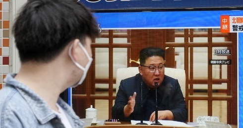 Agencja wywiadowcza: Kim Dzong Un waży 140 kg, dużo pije i cierpi na bezsenność