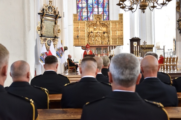 Msza św. w dniu strażackiego święta w Gdańsku