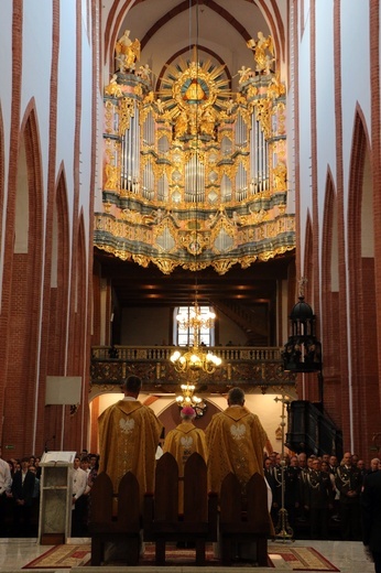 Uroczystości w bazylice św. Elżbiety i bierzmowanie