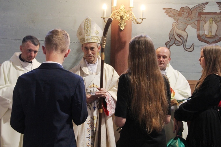 Bierzmowanie w Pogwizdowie