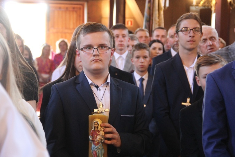 Bierzmowanie w Pogwizdowie