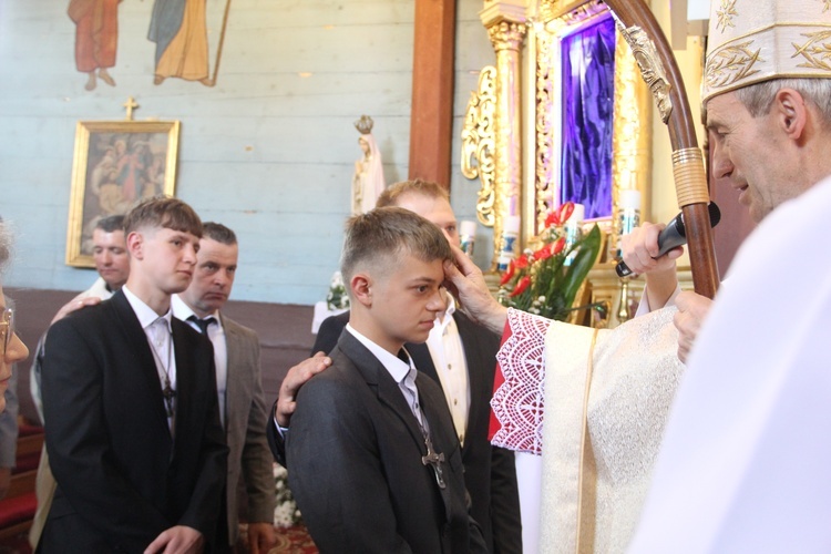 Bierzmowanie w Pogwizdowie