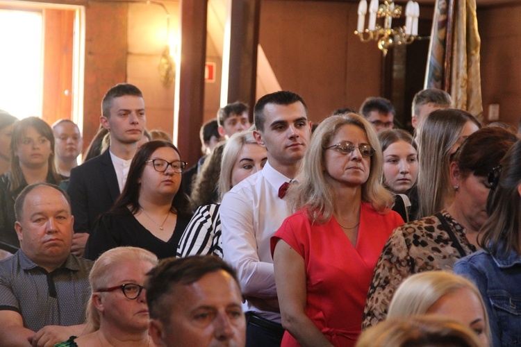 Bierzmowanie w Pogwizdowie