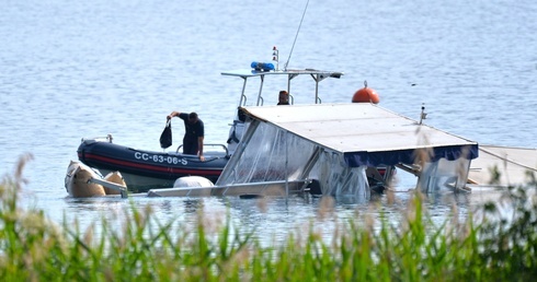 Uczestnicy tragicznego rejsu po jeziorze Maggiore mogli szpiegować rosyjskich oligarchów