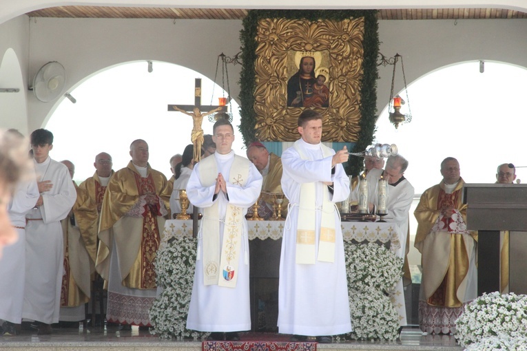 Pielgrzymka kapłanów diecezji tarnowskiej do Tuchowa