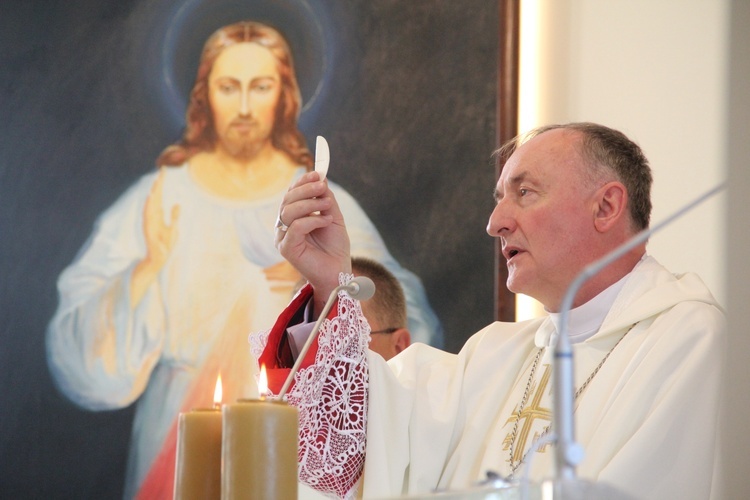 Radłów. Poświęcenie Przystani Bożego Młosierdzia