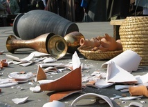 Komentarz do Ewangelii: Sprzeciw Jezusa pokazuje zaangażowanie w człowieka