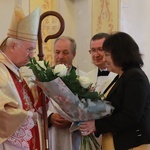 Nadanie imienia i sztandaru szkole w Chodowie