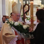 Nadanie imienia i sztandaru szkole w Chodowie