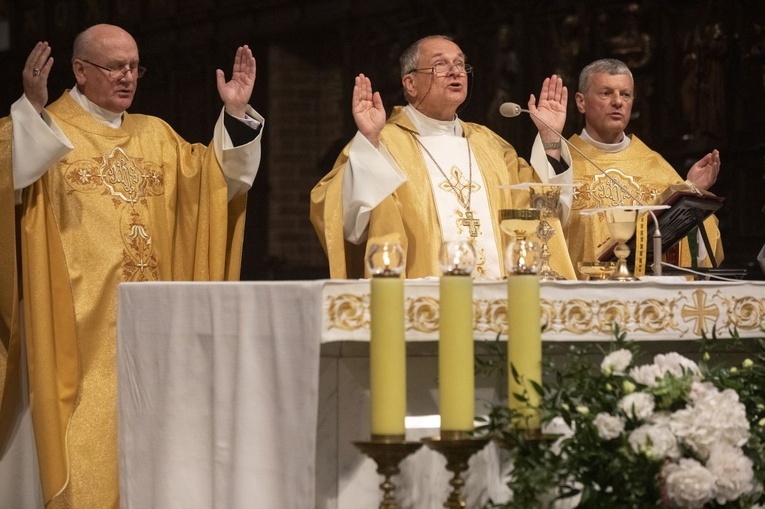 Cztery dziewice konsekrowane