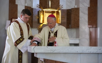 Abp Marek Jędraszewski konsekrował kościół Matki Bożej Różańcowej w podkrakowskim Kaszowie