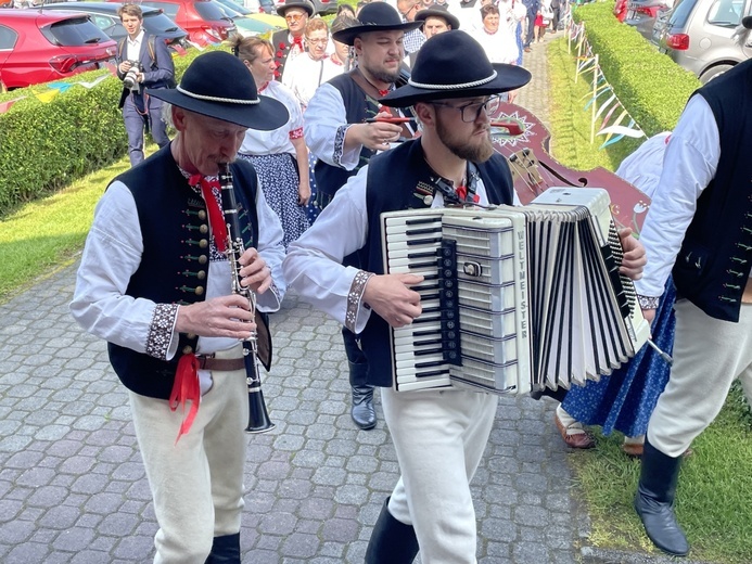 Msza św. prymicyjna ks. Krzysztofa Kawika w Brennej-Lachach - 2023