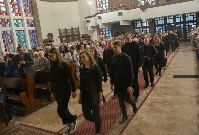 Premiera Kantaty "Dekalog", cz. 2