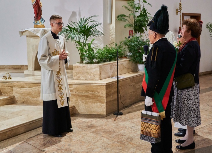 Prymicje neoprezbiterów