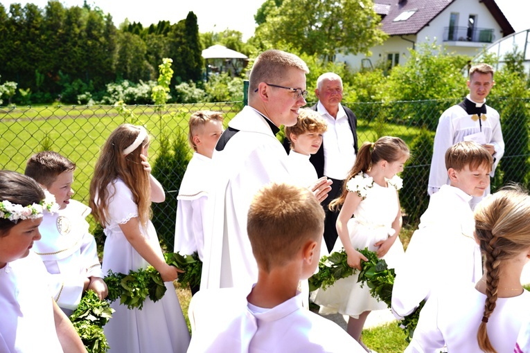 Prymicje neoprezbiterów