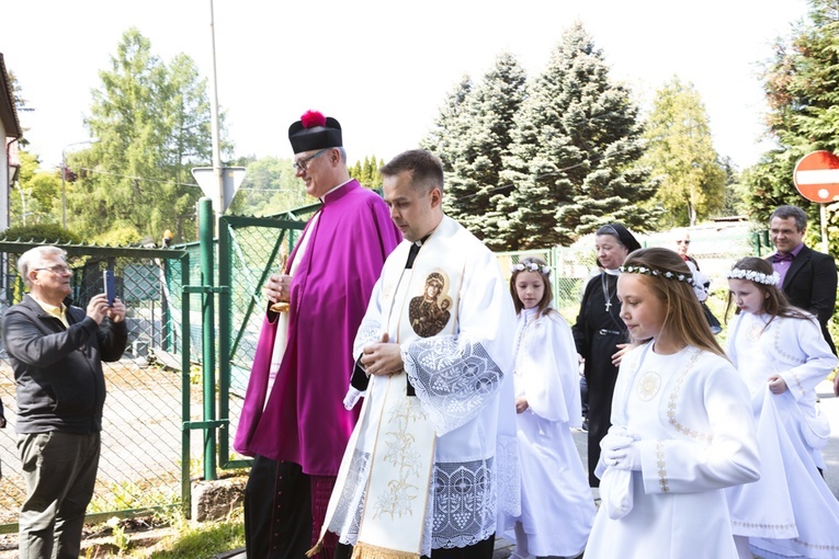 Prymicje neoprezbiterów