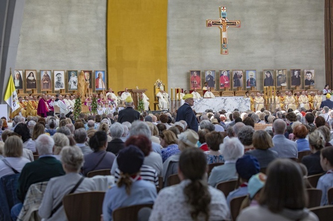 Dziękujemy za czyniących pokój. XVI Święto Dziękczynienia