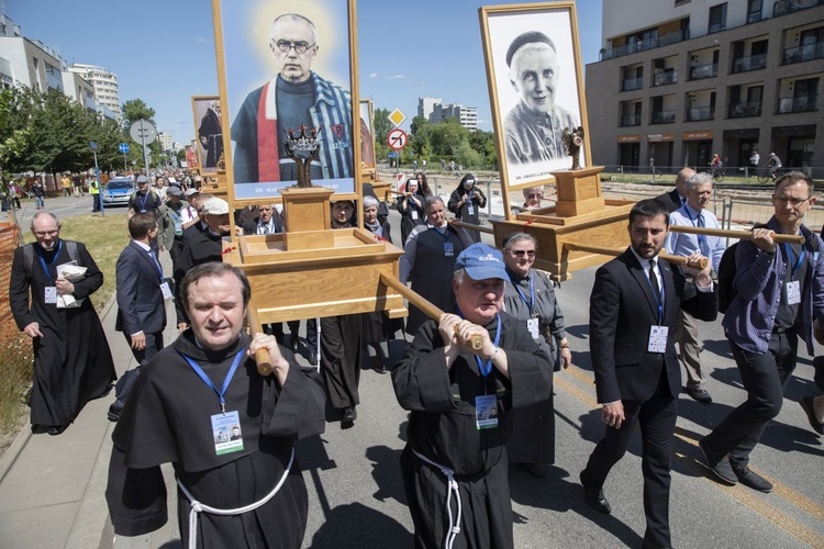 Dziękujemy za czyniących pokój. XVI Święto Dziękczynienia