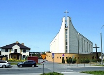 Dom Boży w centrum osiedla