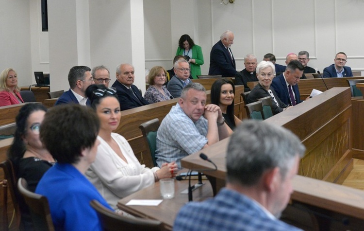 Sesja Rady Miasta Radomia w rocznicę wizyty Jana Pawła II
