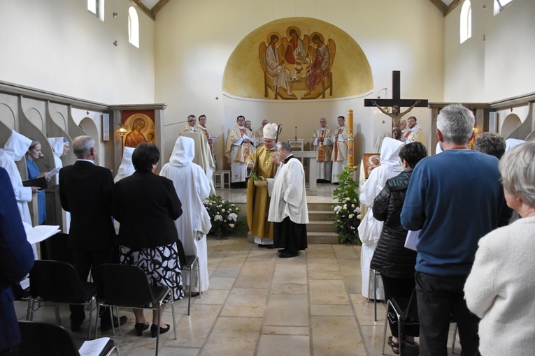 Poświęcenie kościoła w monasterze