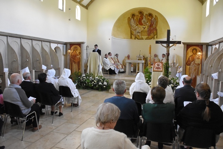 Poświęcenie kościoła w monasterze