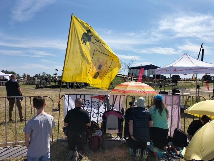 Młodzież diecezji łowickiej na Lednicy