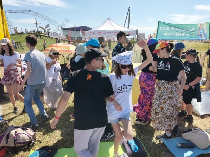 Młodzież diecezji łowickiej na Lednicy