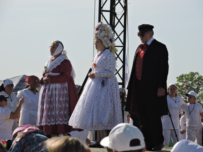 Młodzież diecezji łowickiej na Lednicy