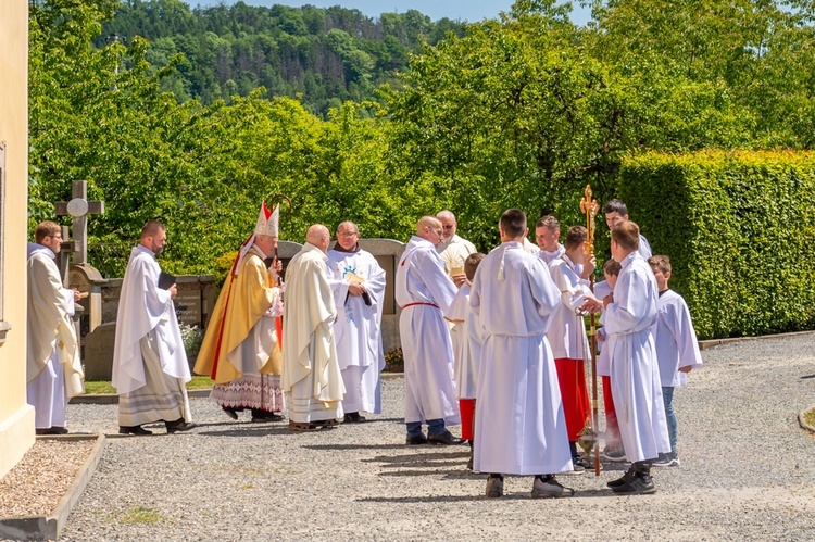 Niemcy i Czesi u grobu błogosławionego