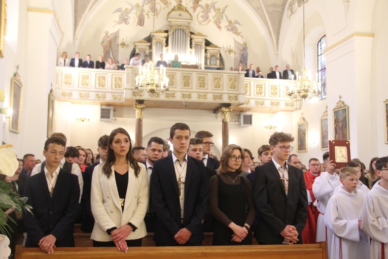 Bierzmowanie w Tymbarku