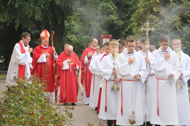 Bierzmowanie w Tymbarku