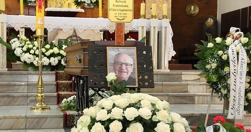 Msza pogrzebowa śp. o. Ludwika Bartoszaka