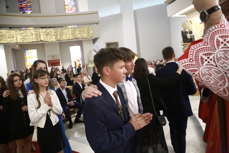 Bierzmowanie w Moszczenicy