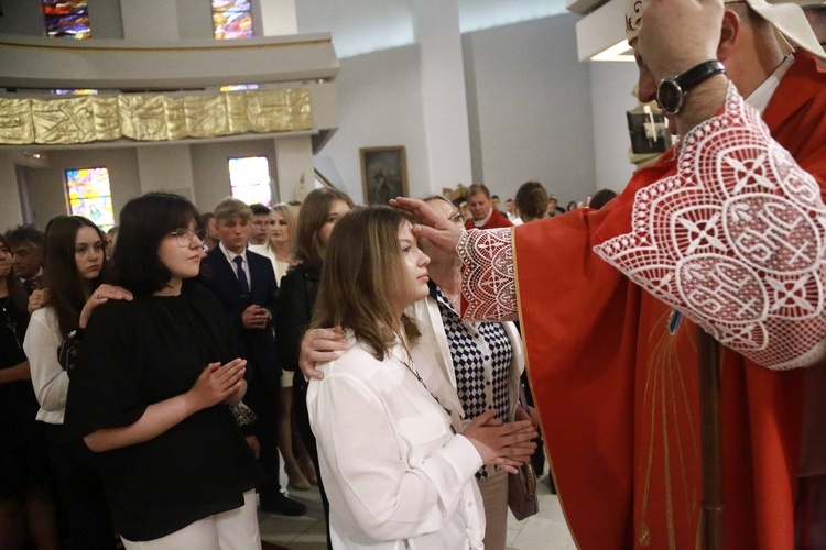 Bierzmowanie w Moszczenicy