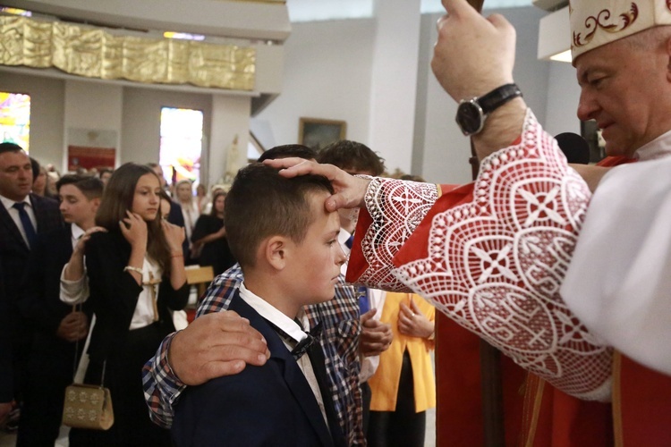 Bierzmowanie w Moszczenicy