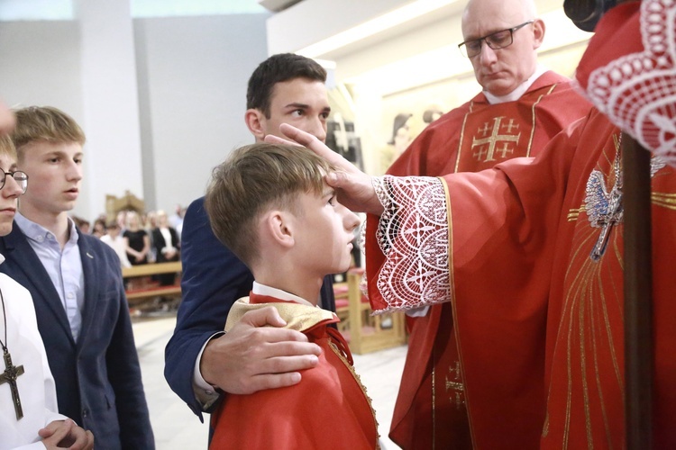 Bierzmowanie w Moszczenicy