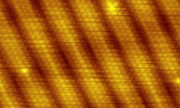 Zobaczyć atom