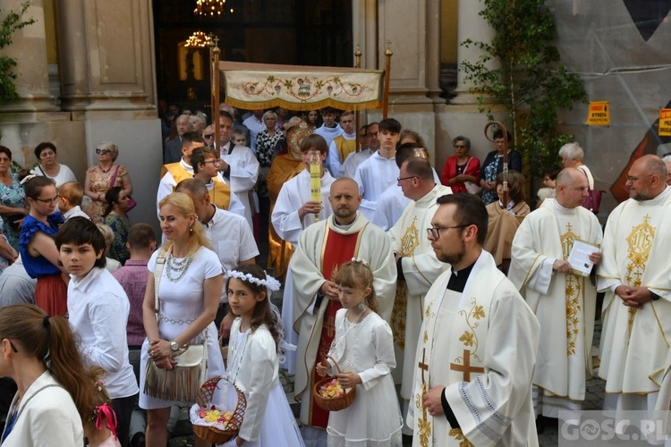 Procesja eucharystyczna na ulicach Głogowa